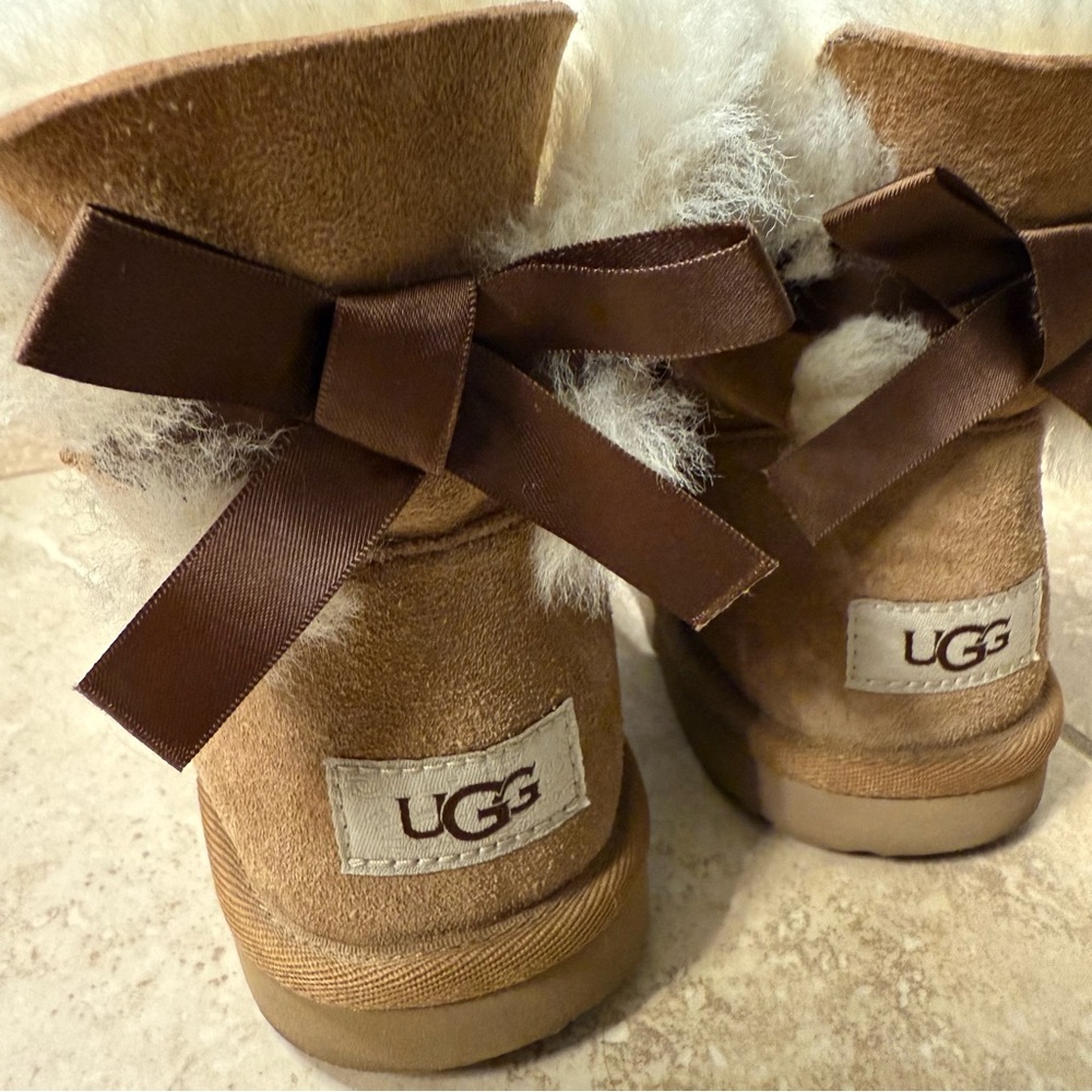 UGG Brown Suede Boots with Fur and Bows